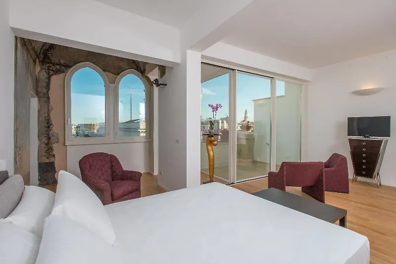 Le Bifore Charming House Lecce